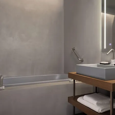 Grand Universe Lucca, Autograph Collection 4* Lucca