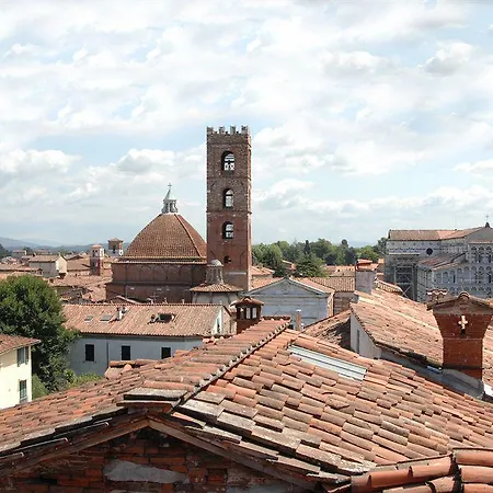 Grand Universe Lucca, Autograph Collection Lucca