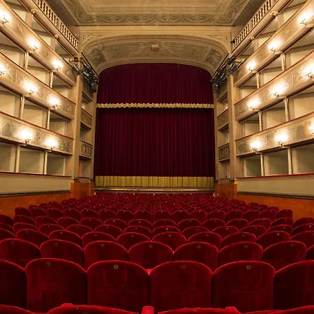 Grand Universe Lucca, Autograph Collection