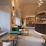 Hotel Grand Universe Lucca, Autograph Collection 4*