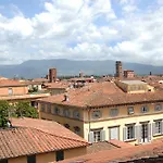 Hotel Grand Universe Lucca, Autograph Collection 4*